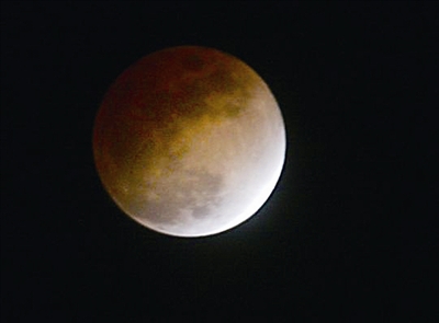 北美出现“血色月亮” 北京今日将现月全食