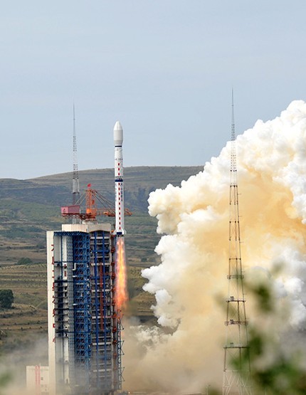 中国成功发射第三颗“风云三号”气象卫星