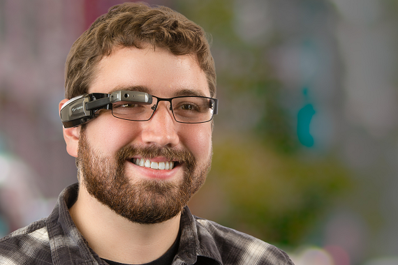英特尔向智能眼镜厂商Vuzix投资2480万美元
