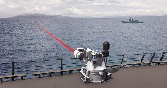 美海军测试激光武器系统：精准打击无人机