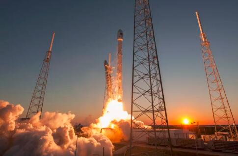 SpaceX将在12月重回爆炸伤心地 发射二手龙飞船