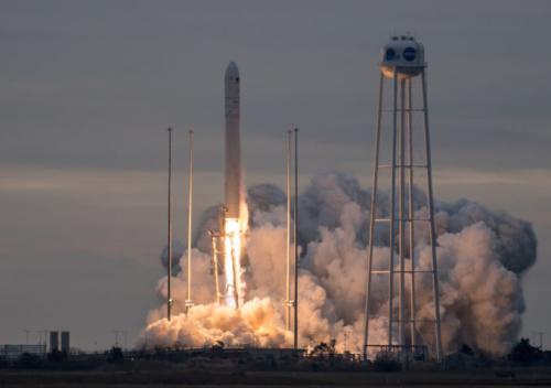 美国宇航局成功发射安塔尔火箭 为空间站运物资