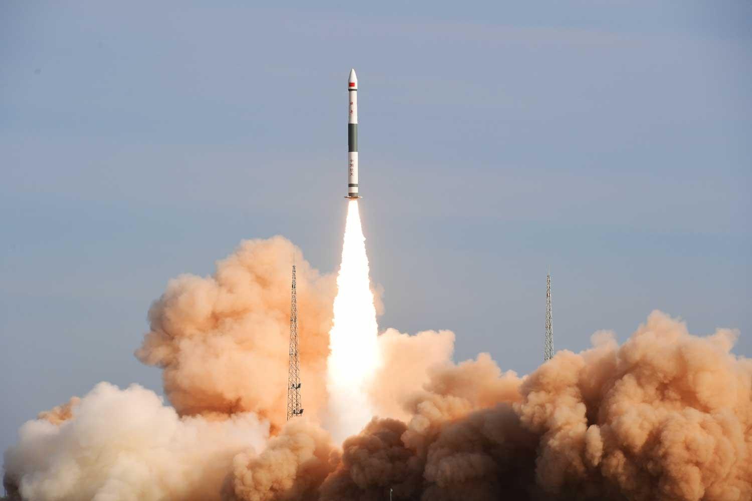 中国首次海上火箭发射任务将由长征十一号于2018年执行