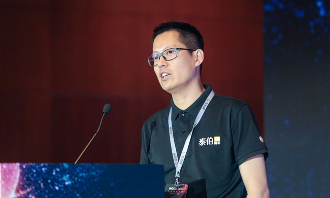 泰伯网创始人、CEO刘玉璋在自动驾驶地图峰会上致辞