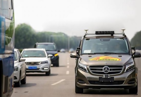 奔驰无人驾驶入华测试 跨国巨头们的中国新征程