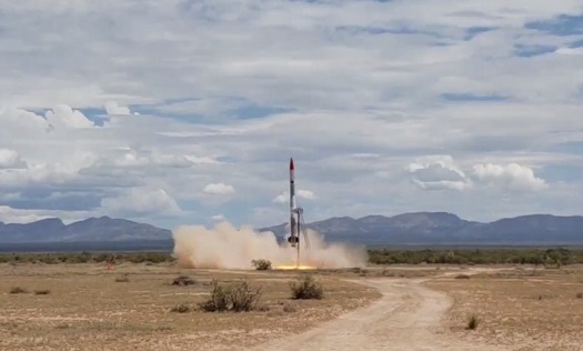 美国一家商业火箭公司完成亚轨道火箭测试