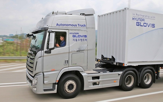 现代半自动驾驶卡车在韩路试成功 可自动变道
