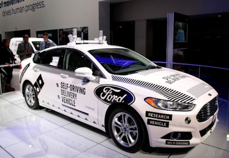 福特将与沃尔玛合作，研发自动驾驶配送服务