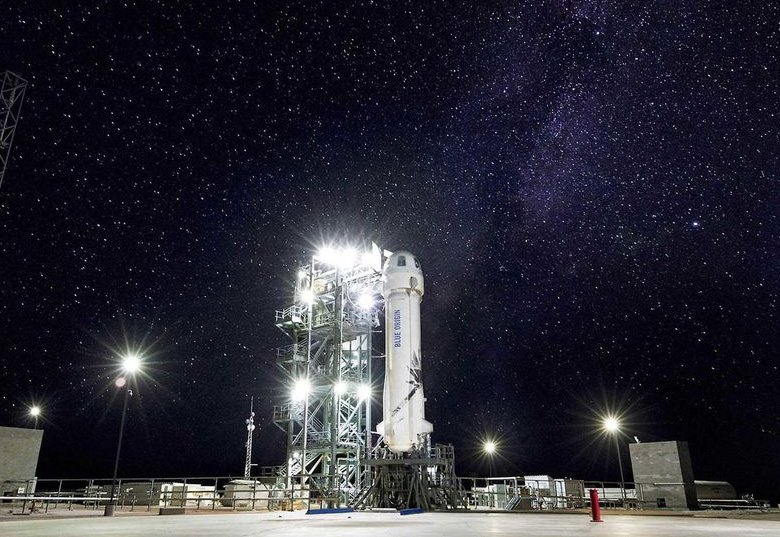 Blue Origin、SpaceX角逐商业太空：发射相隔不到20分钟