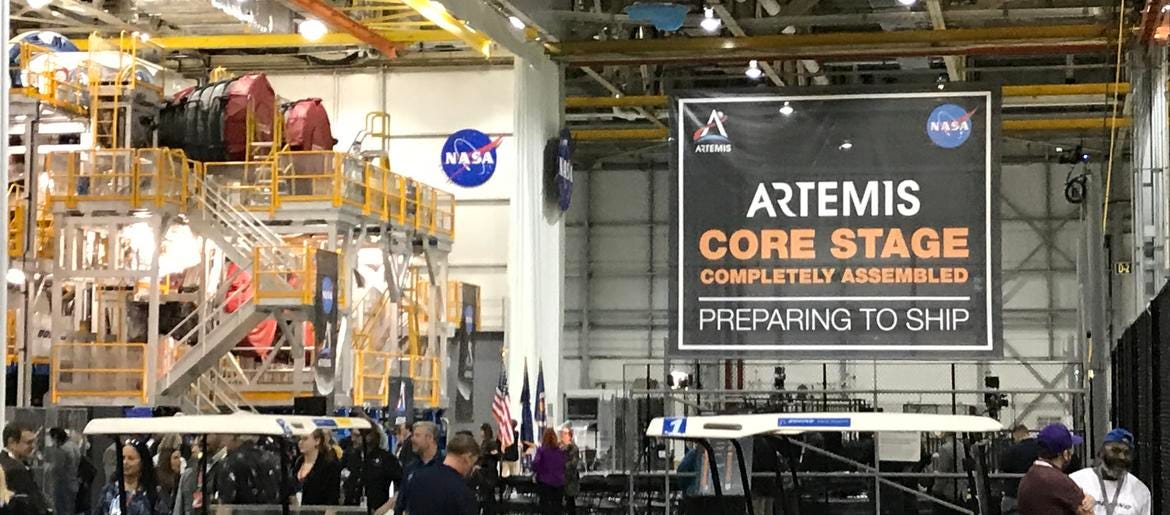 美国称登月火箭核心级组装完成，2024执行载人登月