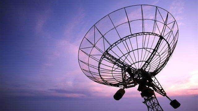 工信部总经济师许科敏：加快《卫星通信网无线电频率和地球站管理规定》立法