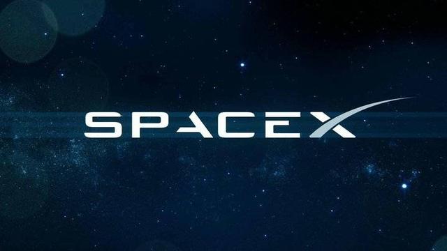 特斯拉CEO埃隆·马斯克：2030年前SpaceX将让星际飞船在火星上着陆