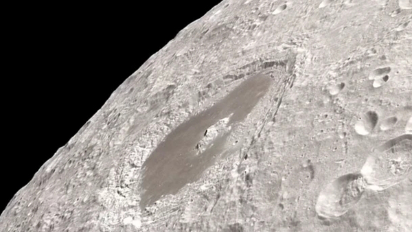 NASA将探索月亮背面最独特和神秘的自然特征“月球漩涡”