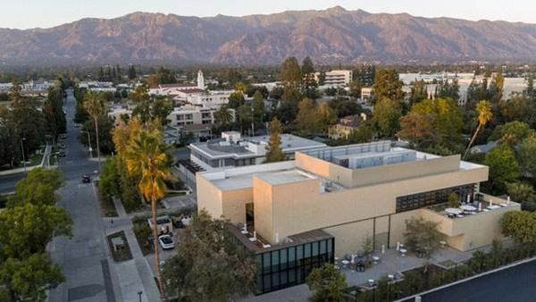 亚马逊云科技美国加州理工学院新量子计算中心正式启用